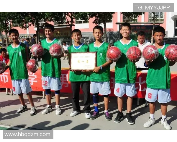 高诗岩：从青涩球员到篮球场上的璀璨明星之路探索